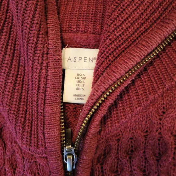 Aspen Burgundy Full Zip Sweater Size S - Picture 4 of 11